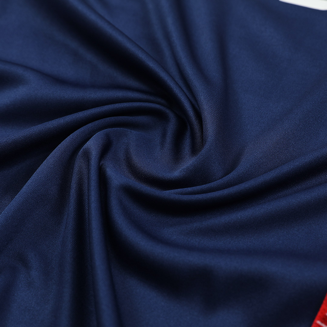 Manchester United Pre-Match Soccer Jersey 2024/25 - Image 8