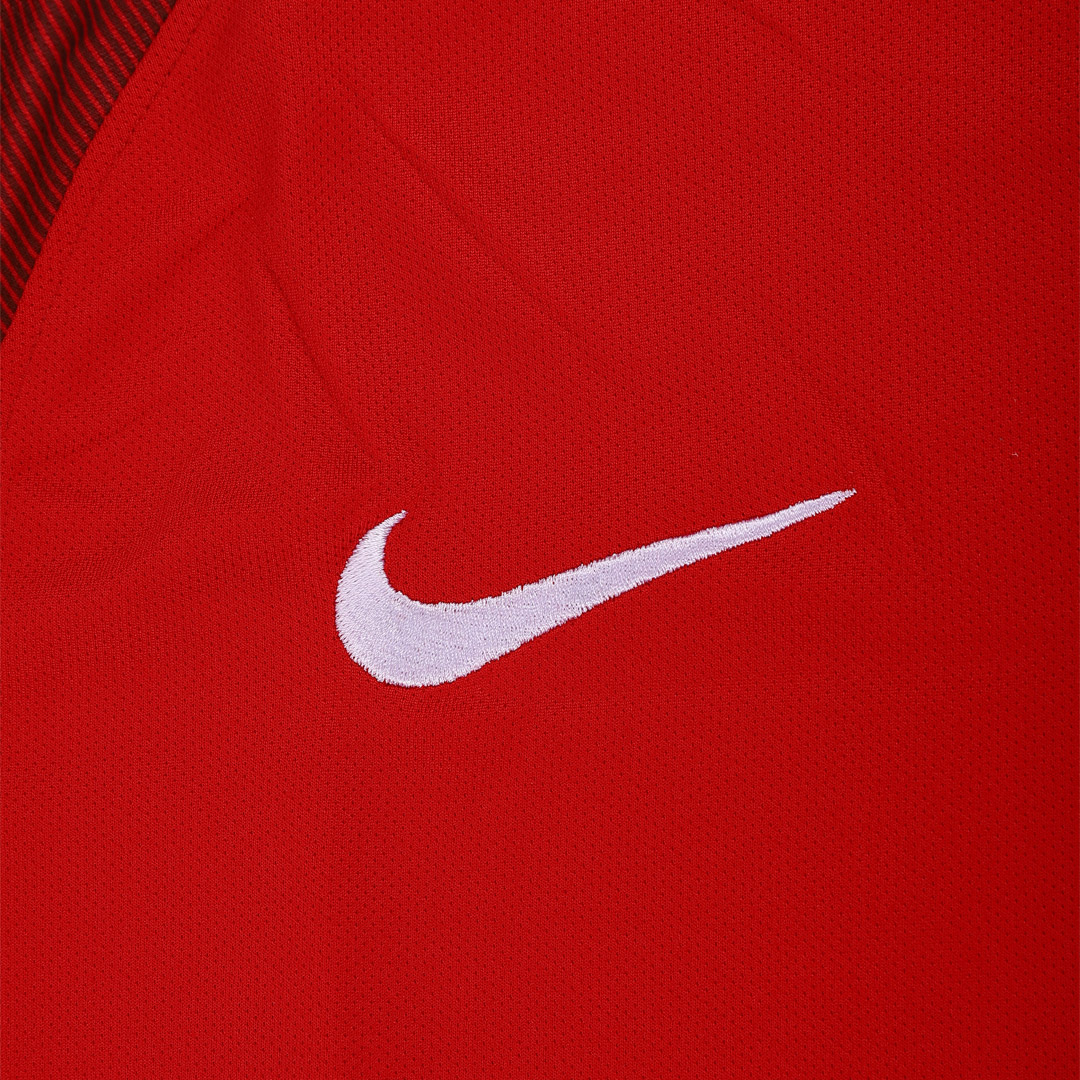Retro 2016 Portugal Home Soccer Jersey - Image 7