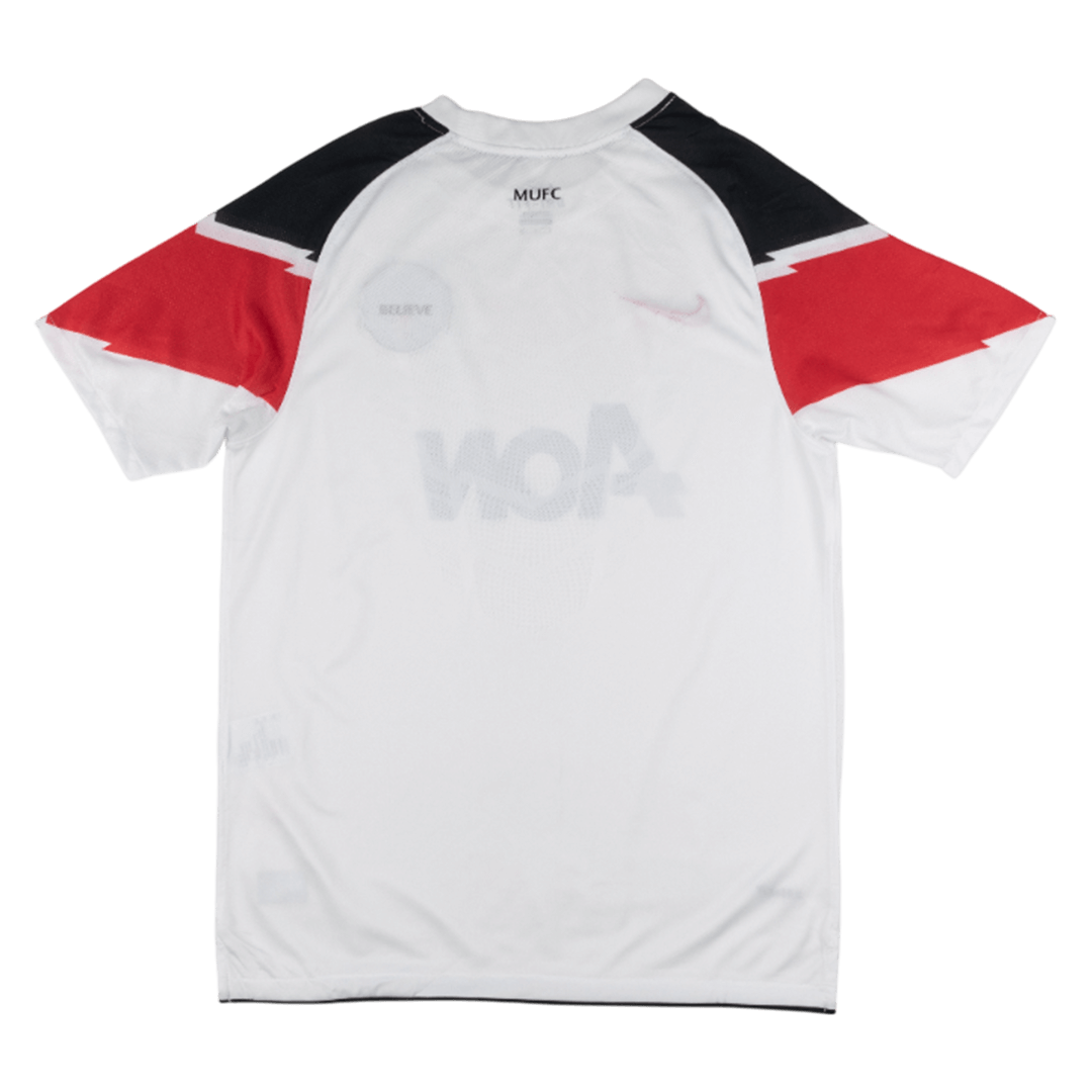 Retro 2010/11 Manchester United Away Soccer Jersey - Image 2
