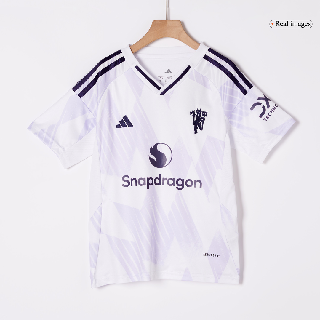 Kid's Manchester United Away Soccer Jersey Kit(Jersey+Shorts+Socks) 2025/26 - Image 3
