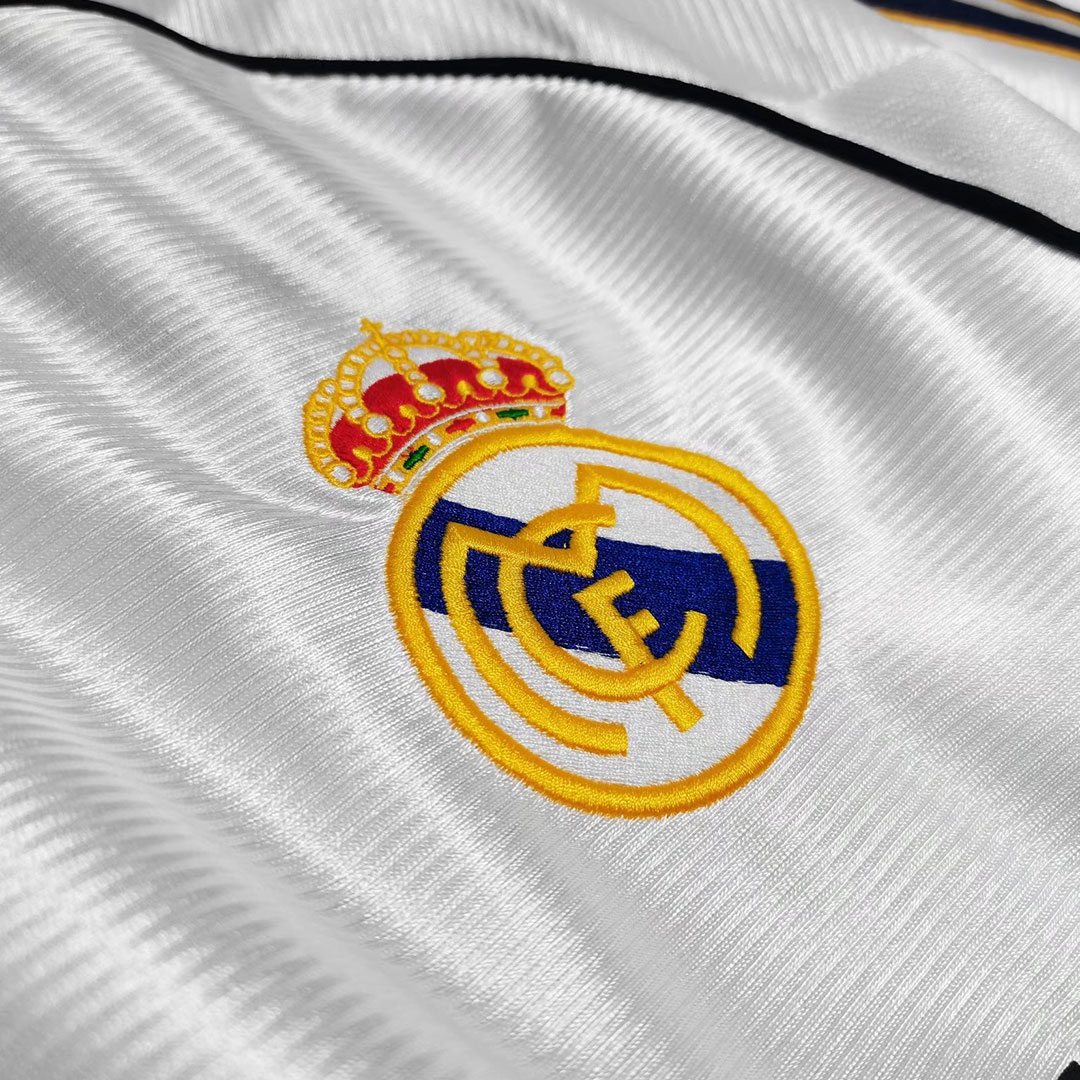 Retro RAUL #7 1999/00 Real Madrid Home Soccer Jersey - Image 4