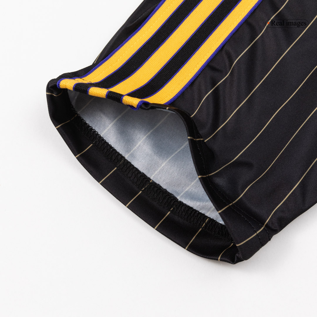 Manchester United Soccer Jersey 2025/26 - Image 7
