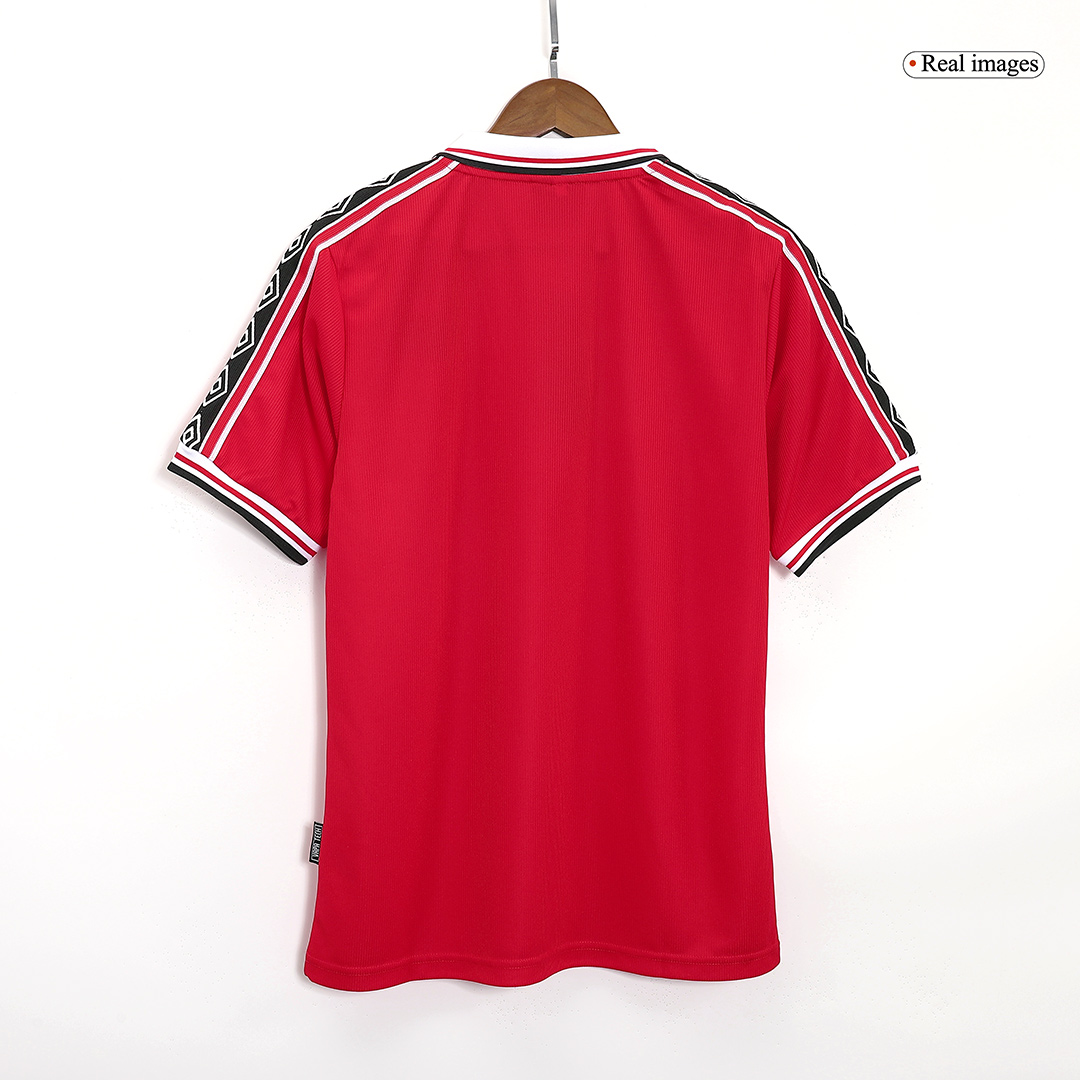 Retro 98/00 Manchester United Home Soccer Jersey - Image 2