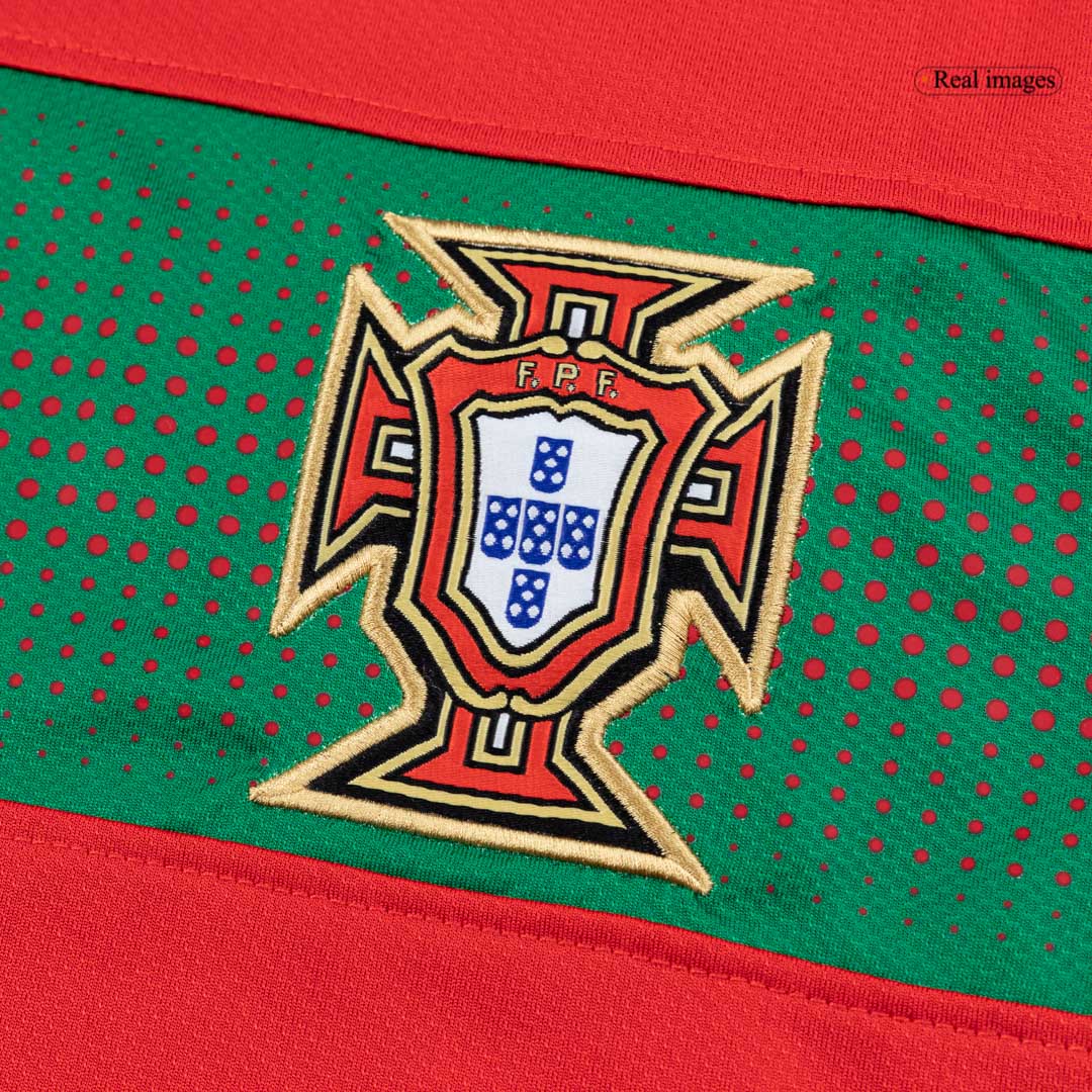 Retro 2010 Portugal Home Soccer Jersey - Image 5