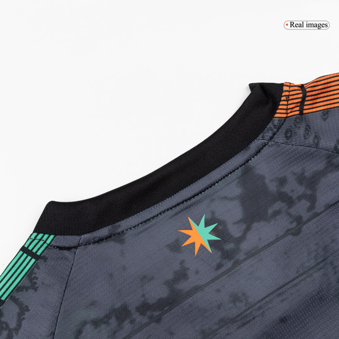 Venezia FC Home Soccer Jersey 2025/26 - Image 11