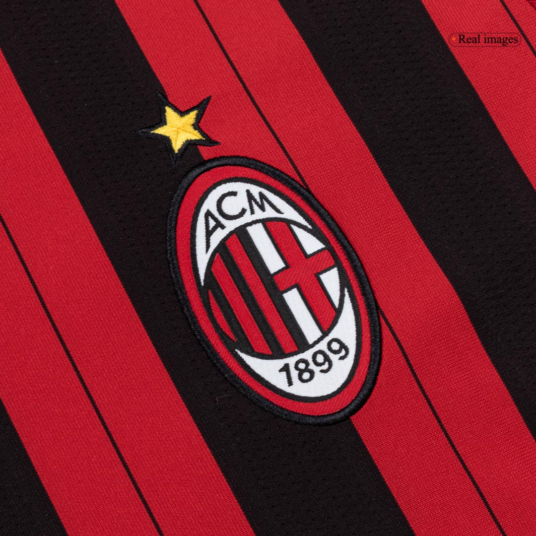 Retro 2013/14 AC Milan Home Soccer Jersey - Image 4