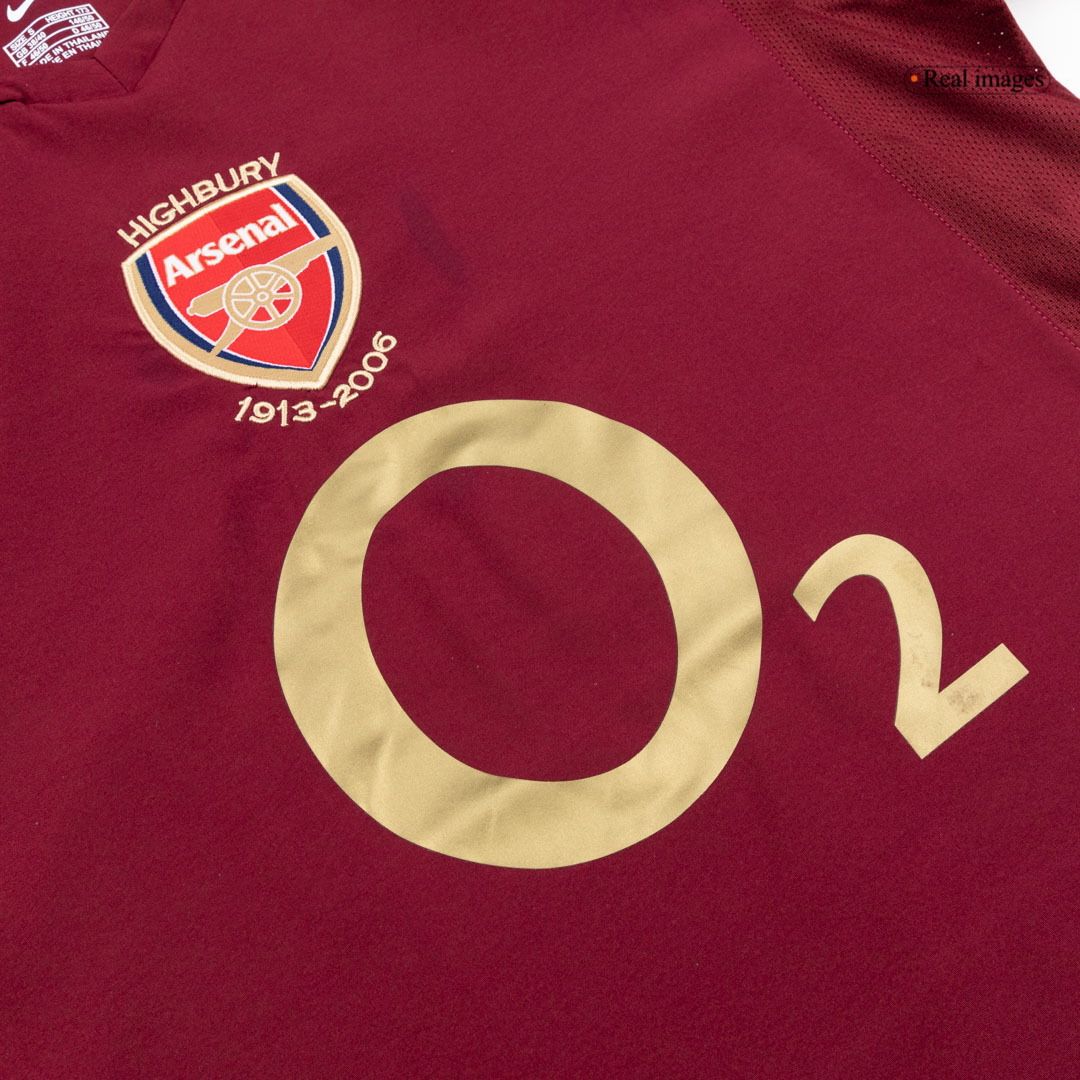 Retro 2005/06 Arsenal Home Long Sleeve Soccer Jersey - Image 6