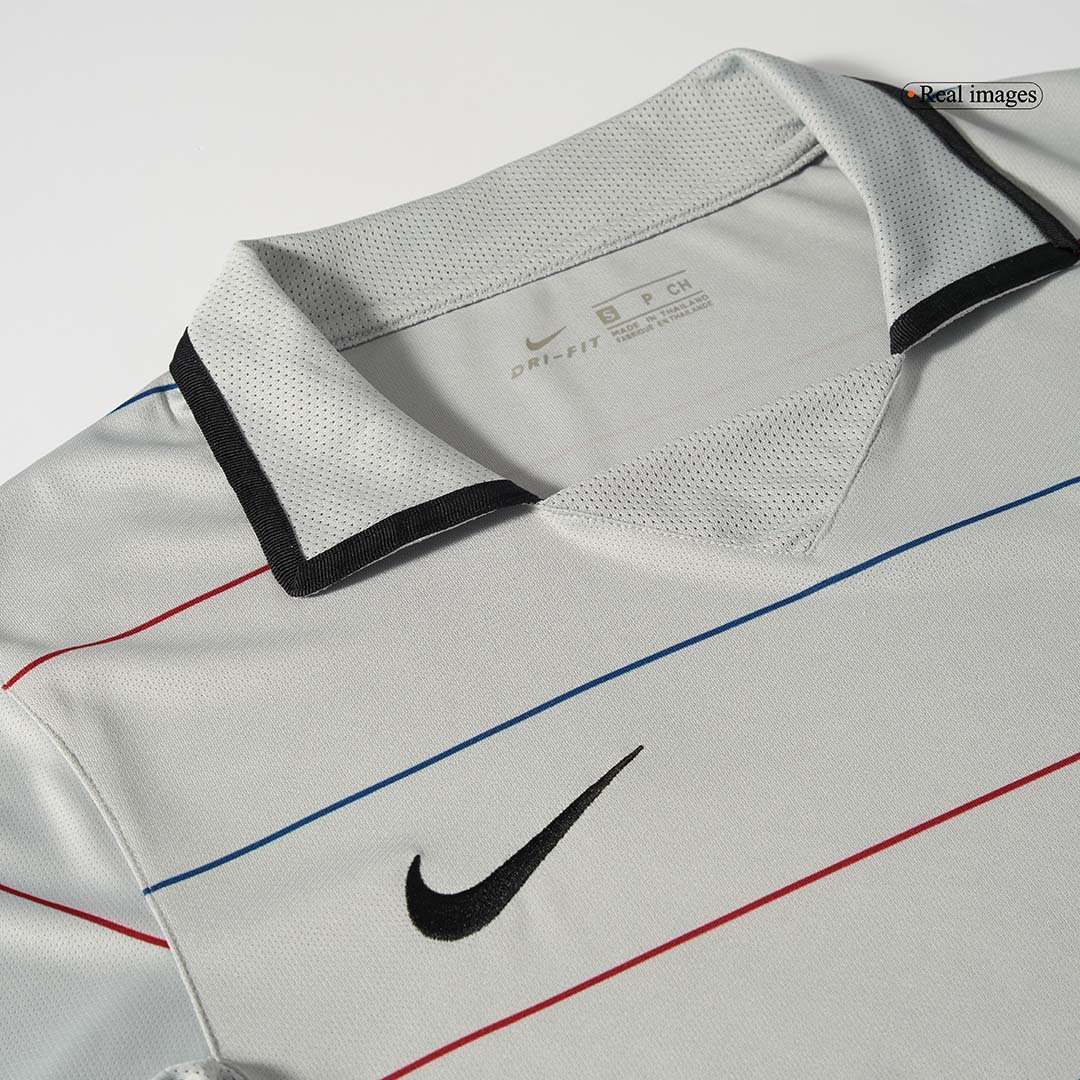 Retro 2003/04 Barcelona Away Soccer Jersey - Image 4