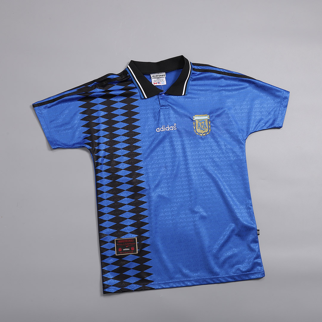 Retro 1994 Argentina Away Soccer Jersey - Image 10