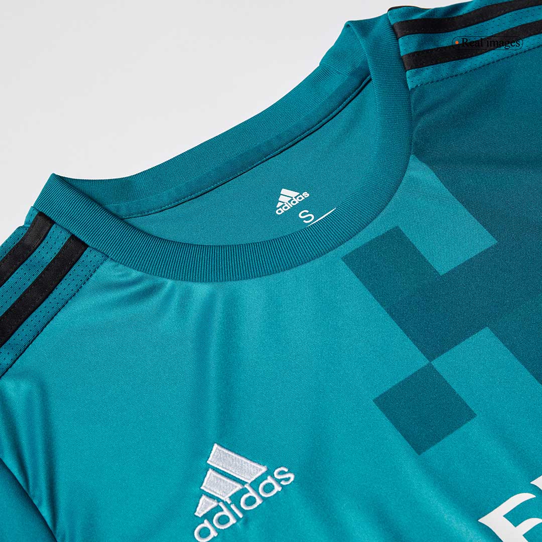 Retro 2017/18 Real Madrid Third Away Soccer Jersey - Image 6