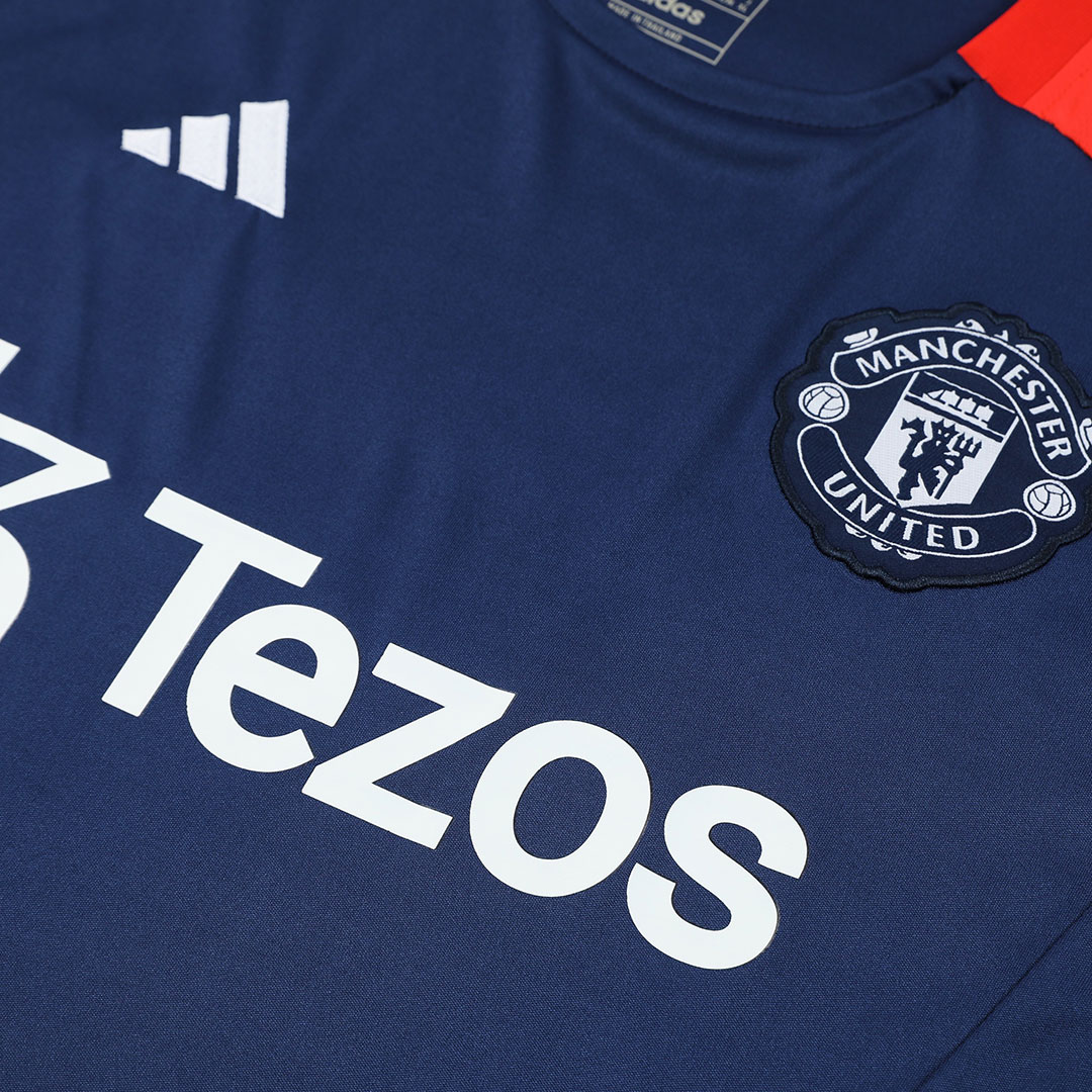 Manchester United Pre-Match Soccer Jersey 2024/25 - Image 6