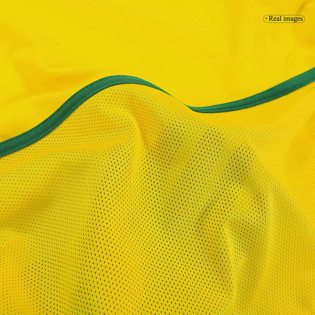 Retro RONALDINHO #11 2002/03 Brazil Home Soccer Jersey - Image 7
