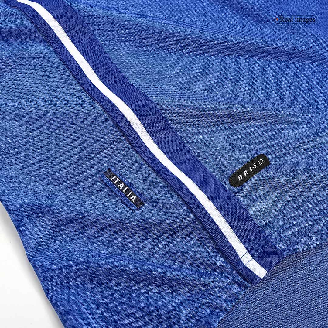 Retro BAGGIO R. #18 1998 Italy Home Soccer Jersey - Image 4