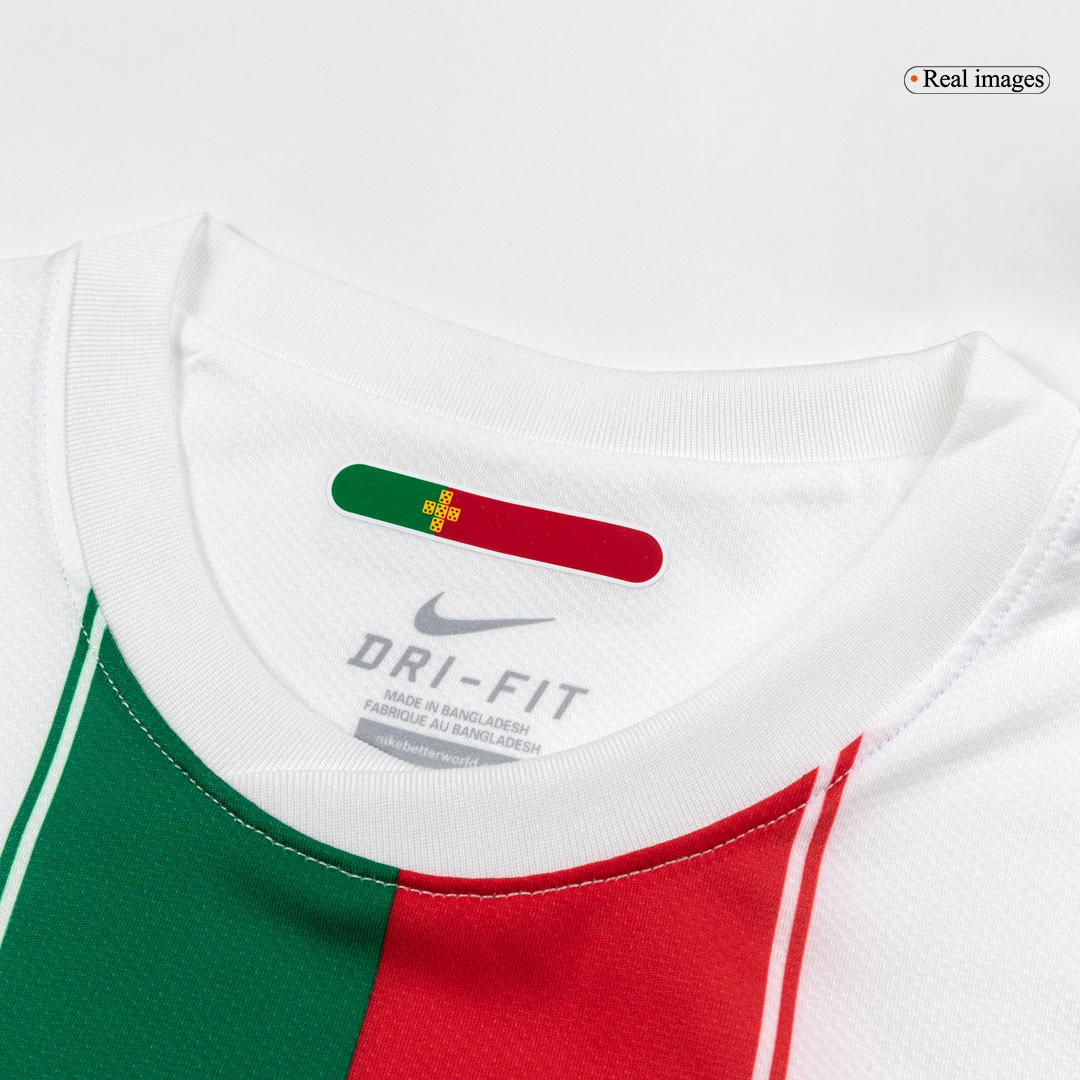 Retro 2010 Portugal Away Soccer Jersey - Image 4