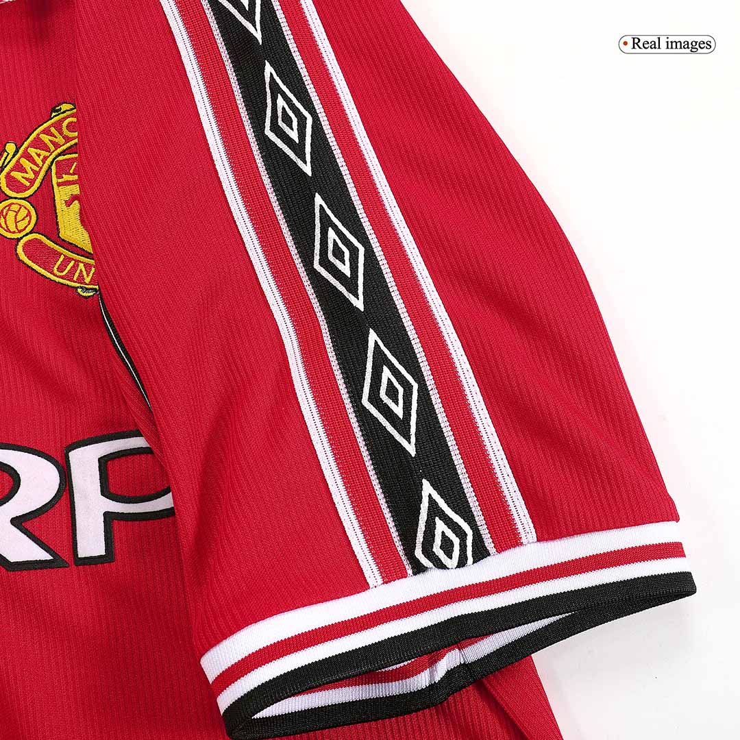 Retro 98/00 Manchester United Home Soccer Jersey - Image 11