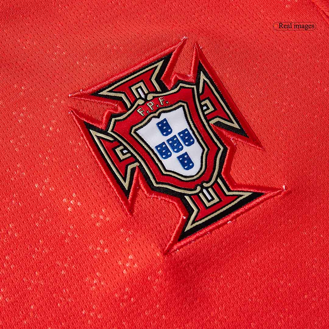 RONALDO #7 Portugal Home Long Sleeve Soccer Jersey 2025 - Image 7