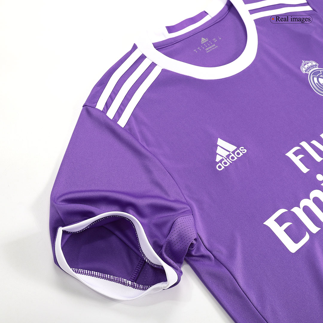 Retro RONALDO #7 2016/17 Real Madrid Away Soccer Jersey - Image 8