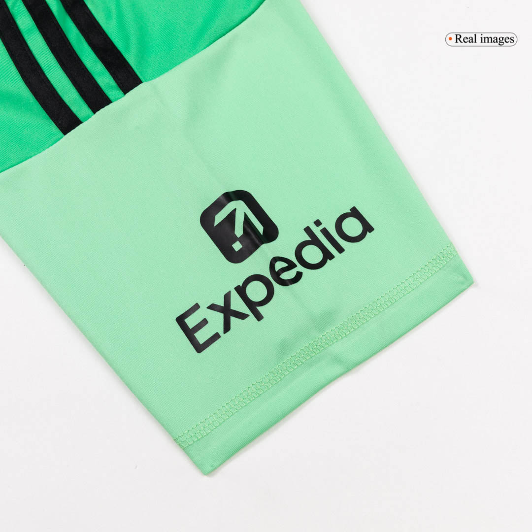 Liverpool Goalkeeper Soccer Jersey 2025/26 - Image 9