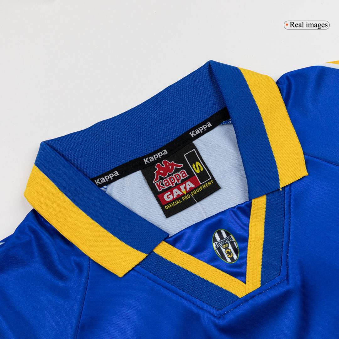 Retro 1995/96 Juventus Away Soccer Jersey - Image 3