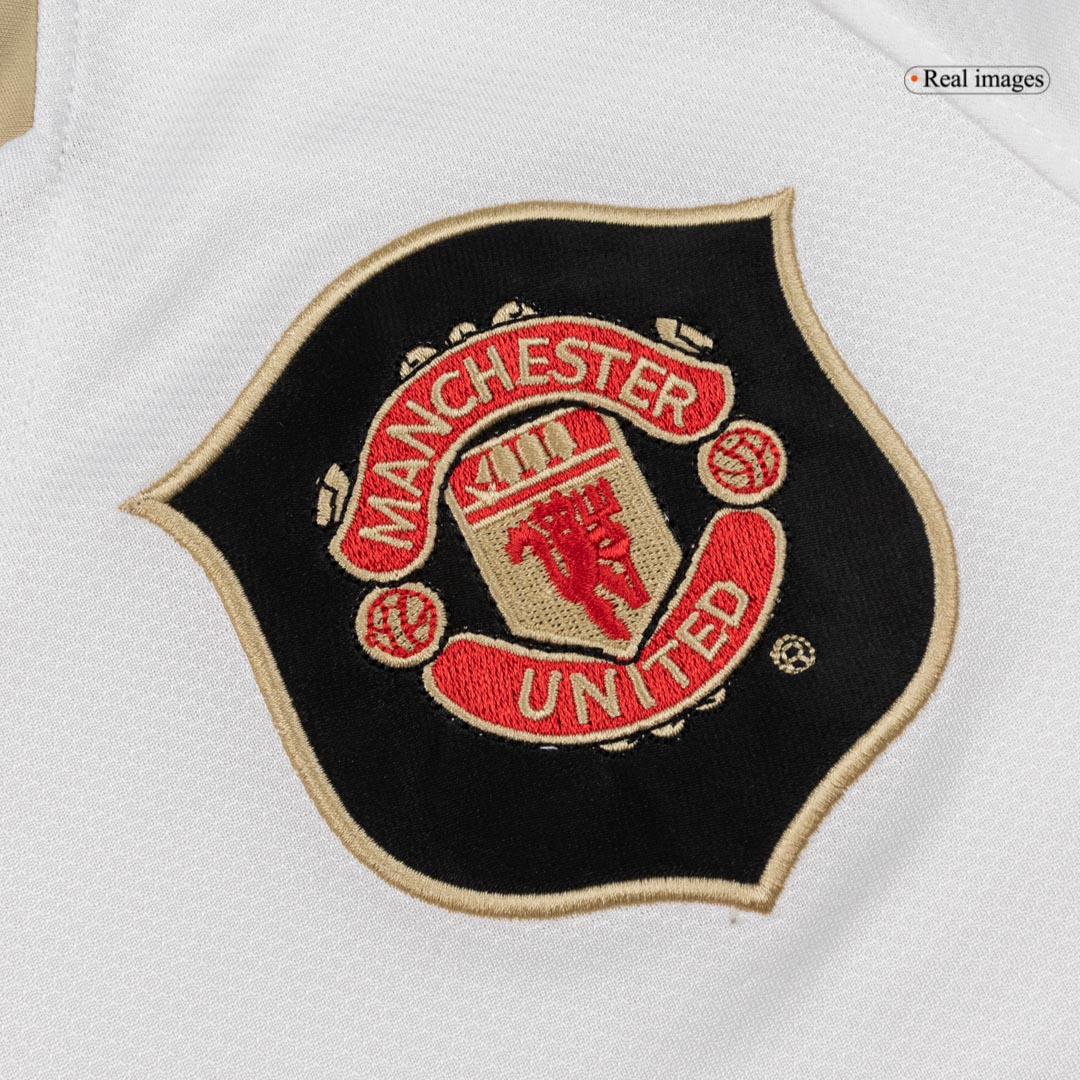 Retro 2006/07 Manchester United Away Soccer Jersey - Image 4