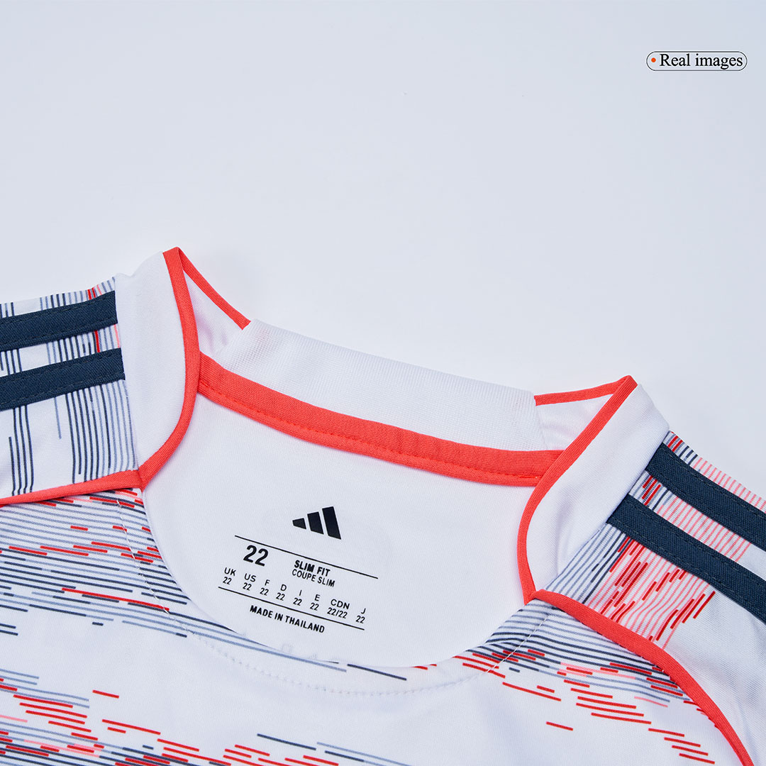 Kid's Bayern Munich Away Soccer Jersey Kit(Jersey+Shorts+Socks) 2025/26 - Image 7