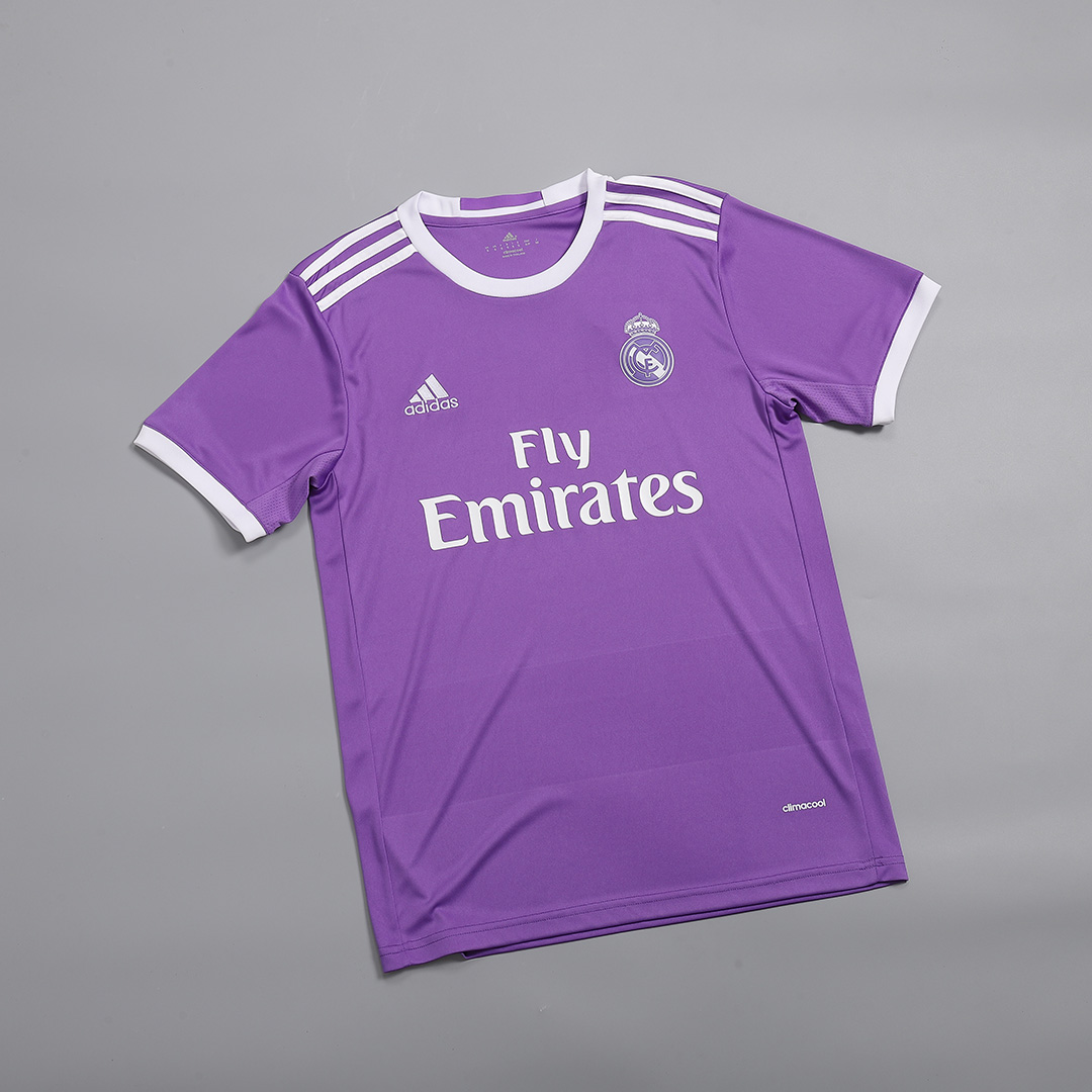 Retro 2016/17 Real Madrid Away Soccer Jersey - Image 11